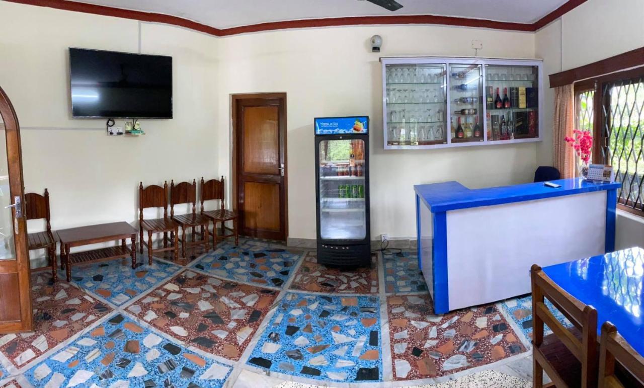 Hotel Blue Magnet Покхара Экстерьер фото